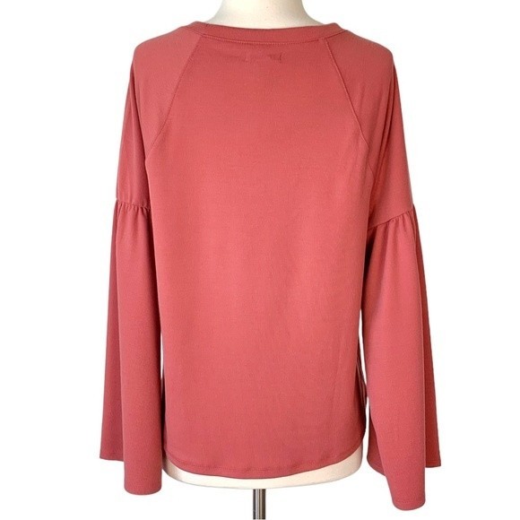 NWT Versona Flared Bell Long Sleeve Ribbed Top - Picture 3 of 6